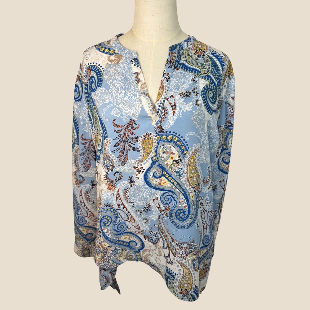Chico's Blue Paisley High-Low Tunic Top Split Neck Long Sleeve Size 3 XL